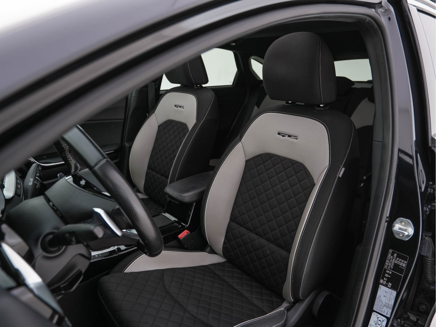 Kia ProCeed 1.5 T-GDi MHEV GT-Line Edition (INCL-BTW) Aut. *PANO | SPORT-SEATS | NAVI-FULLMAP | CAMERA | MICROFIBRE | ECC | SHIFT-PADDLES | PRIVACY-GLASS | LANE-ASSIST | TOWBAR | CARPLAY | PDC | CRUISE | 17''ALU*