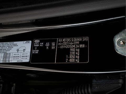 Kia ProCeed 1.5 T-GDi MHEV GT-Line Edition (INCL-BTW) Aut. *PANO | SPORT-SEATS | NAVI-FULLMAP | CAMERA | MICROFIBRE | ECC | SHIFT-PADDLES | PRIVACY-GLASS | LANE-ASSIST | TOWBAR | CARPLAY | PDC | CRUISE | 17''ALU*