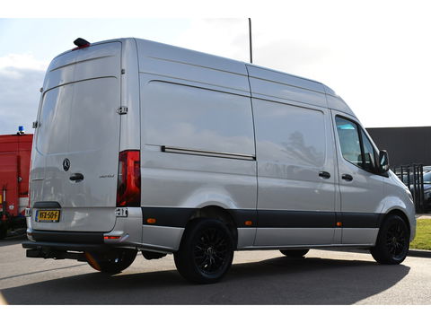 Mercedes-Benz Sprinter 319 V6 3.0 CDI L2H2 PB Edition Marge! 360 Camera, Cruise, Carplay, 3500kg Trekhaak, 10,5'' Mbux, LED, Stoelverwarming, 360 Sensoren, Uniek!
