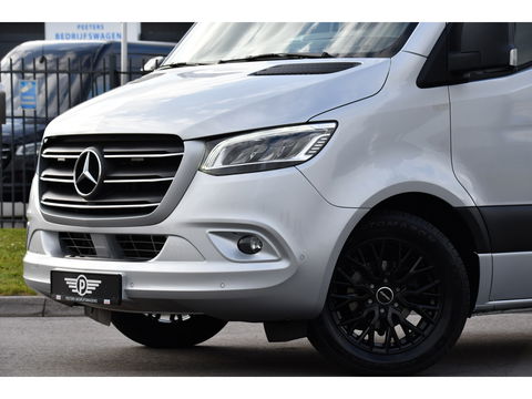 Mercedes-Benz Sprinter 319 V6 3.0 CDI L2H2 PB Edition Marge! 360 Camera, Cruise, Carplay, 3500kg Trekhaak, 10,5'' Mbux, LED, Stoelverwarming, 360 Sensoren, Uniek!