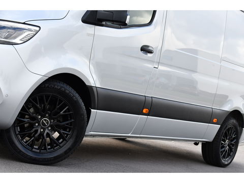 Mercedes-Benz Sprinter 319 V6 3.0 CDI L2H2 PB Edition Marge! 360 Camera, Cruise, Carplay, 3500kg Trekhaak, 10,5'' Mbux, LED, Stoelverwarming, 360 Sensoren, Uniek!