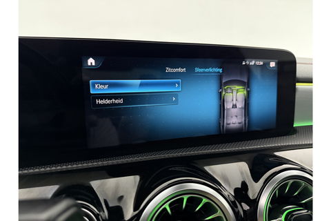 Mercedes-Benz CLA-Klasse 250 e AMG Limited 235PK Pano Sfeer Burmester Camera LED Virtual Memory Navi Clima Cruise PDC 18''LMV