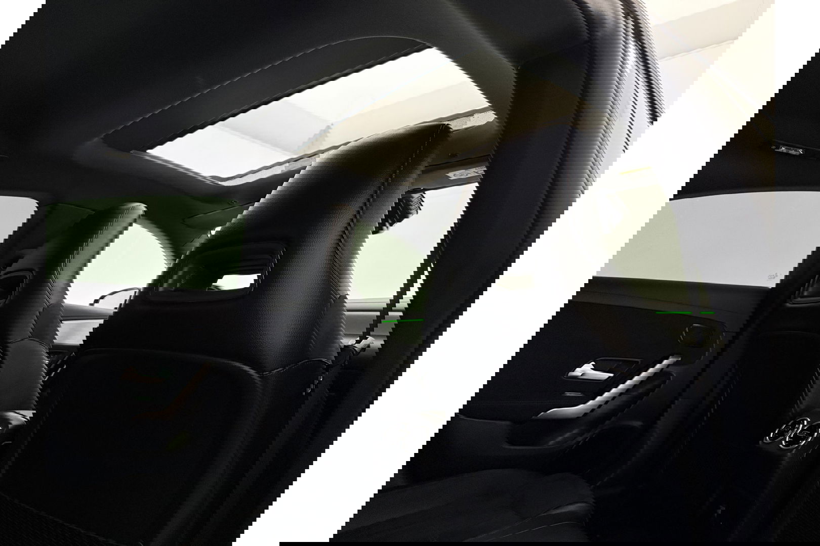 Mercedes-Benz CLA-Klasse 250 e AMG Limited 235PK Pano Sfeer Burmester Camera LED Virtual Memory Navi Clima Cruise PDC 18''LMV