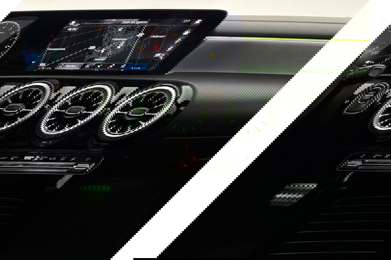 Mercedes-Benz CLA-Klasse 250 e AMG Limited 235PK Pano Sfeer Burmester Camera LED Virtual Memory Navi Clima Cruise PDC 18''LMV