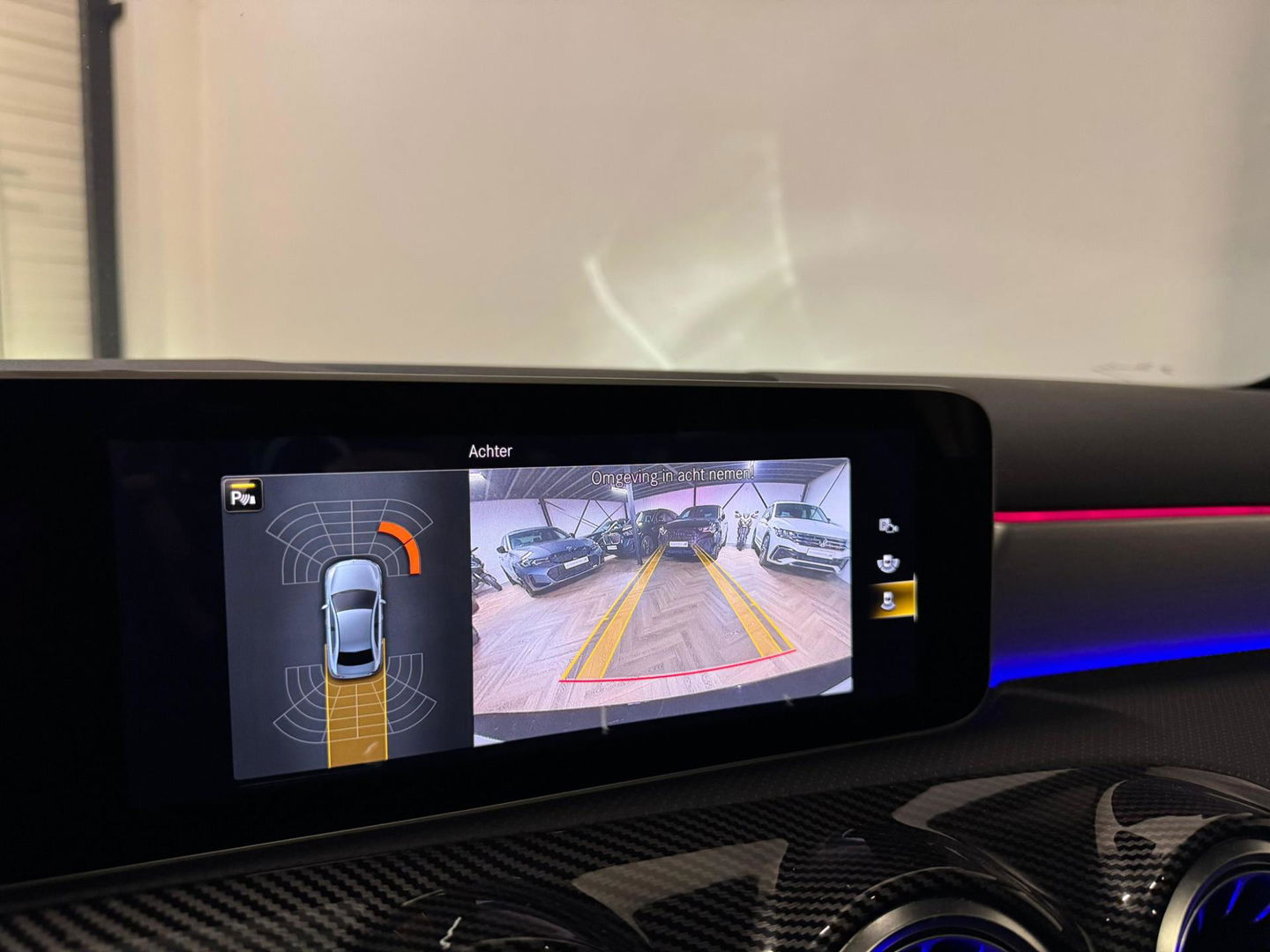 Mercedes-Benz A-Klasse 200 Premium PANO KEYLESS CAM