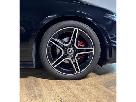 Mercedes-Benz A-Klasse 200 Premium PANO KEYLESS CAM