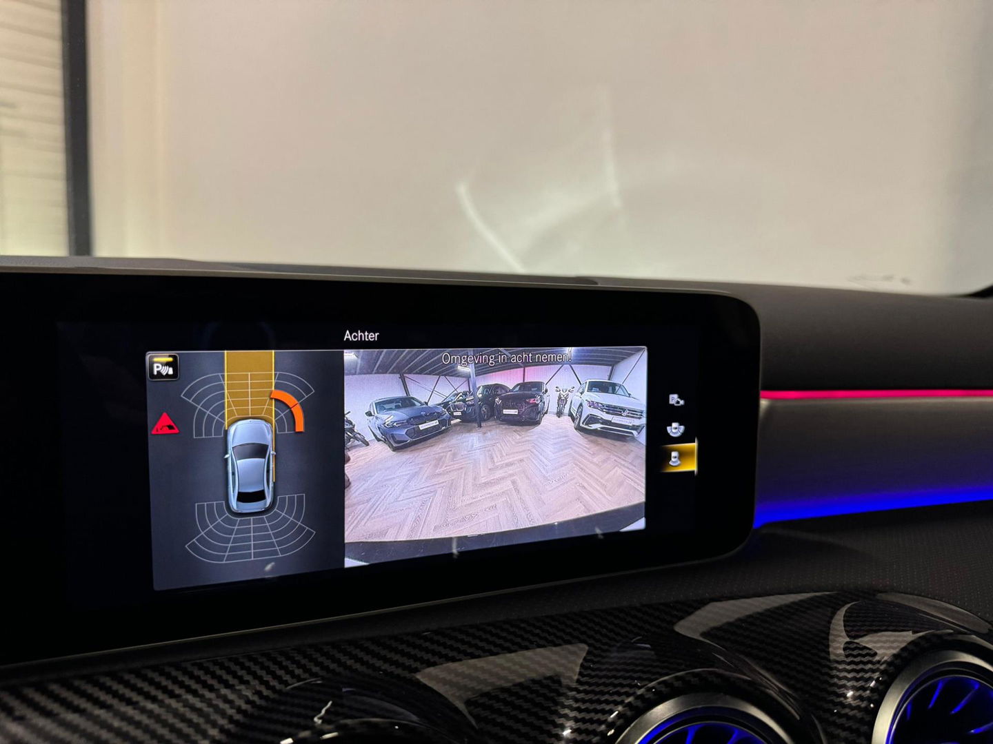 Mercedes-Benz A-Klasse 200 Premium PANO KEYLESS CAM