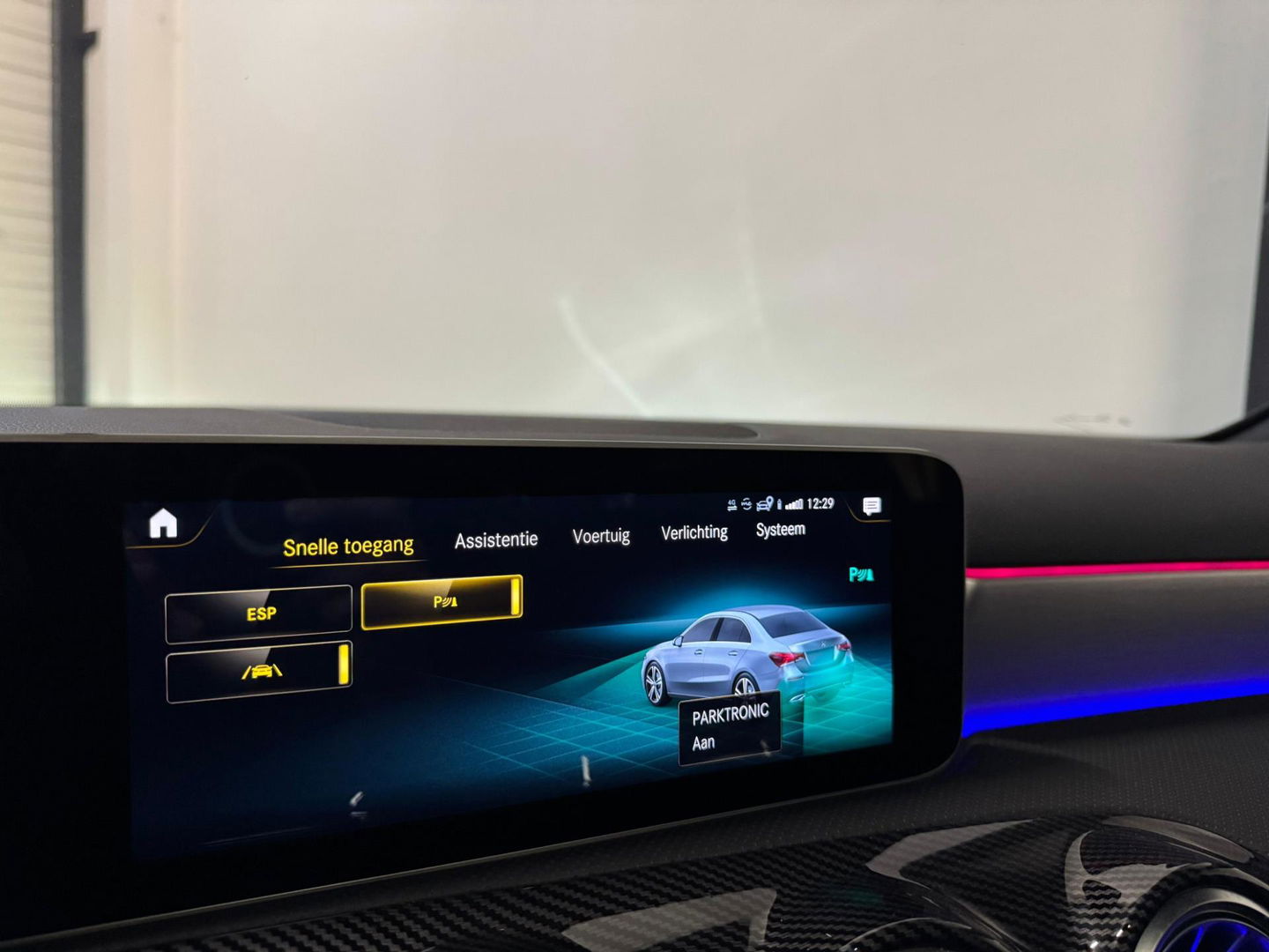 Mercedes-Benz A-Klasse 200 Premium PANO KEYLESS CAM