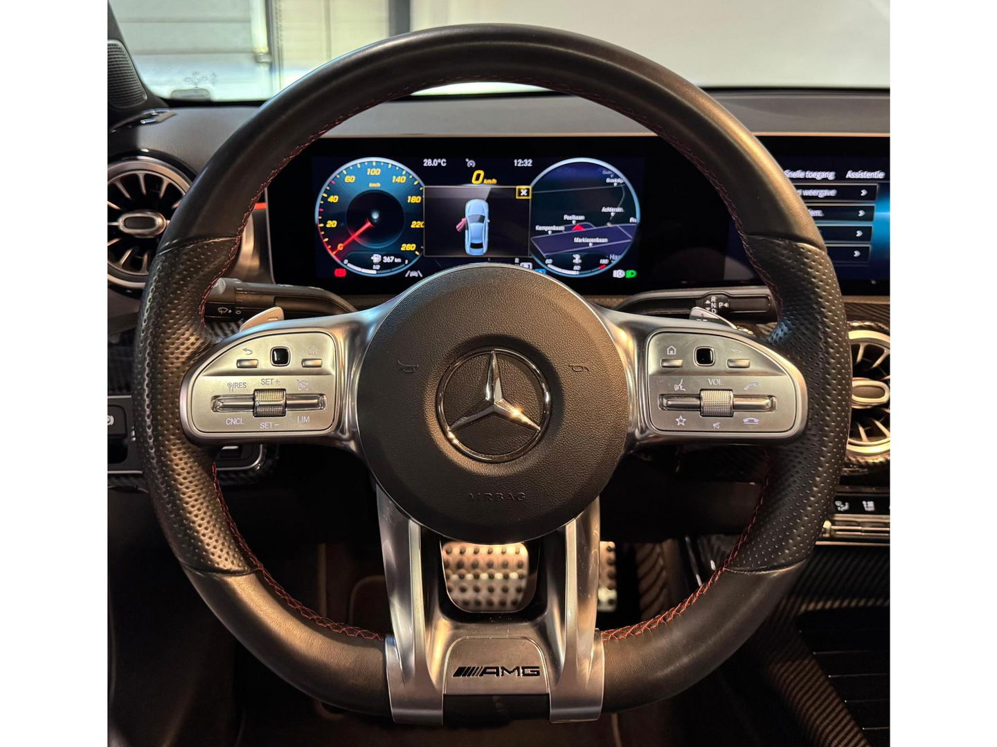 Mercedes-Benz A-Klasse 200 Premium PANO KEYLESS CAM