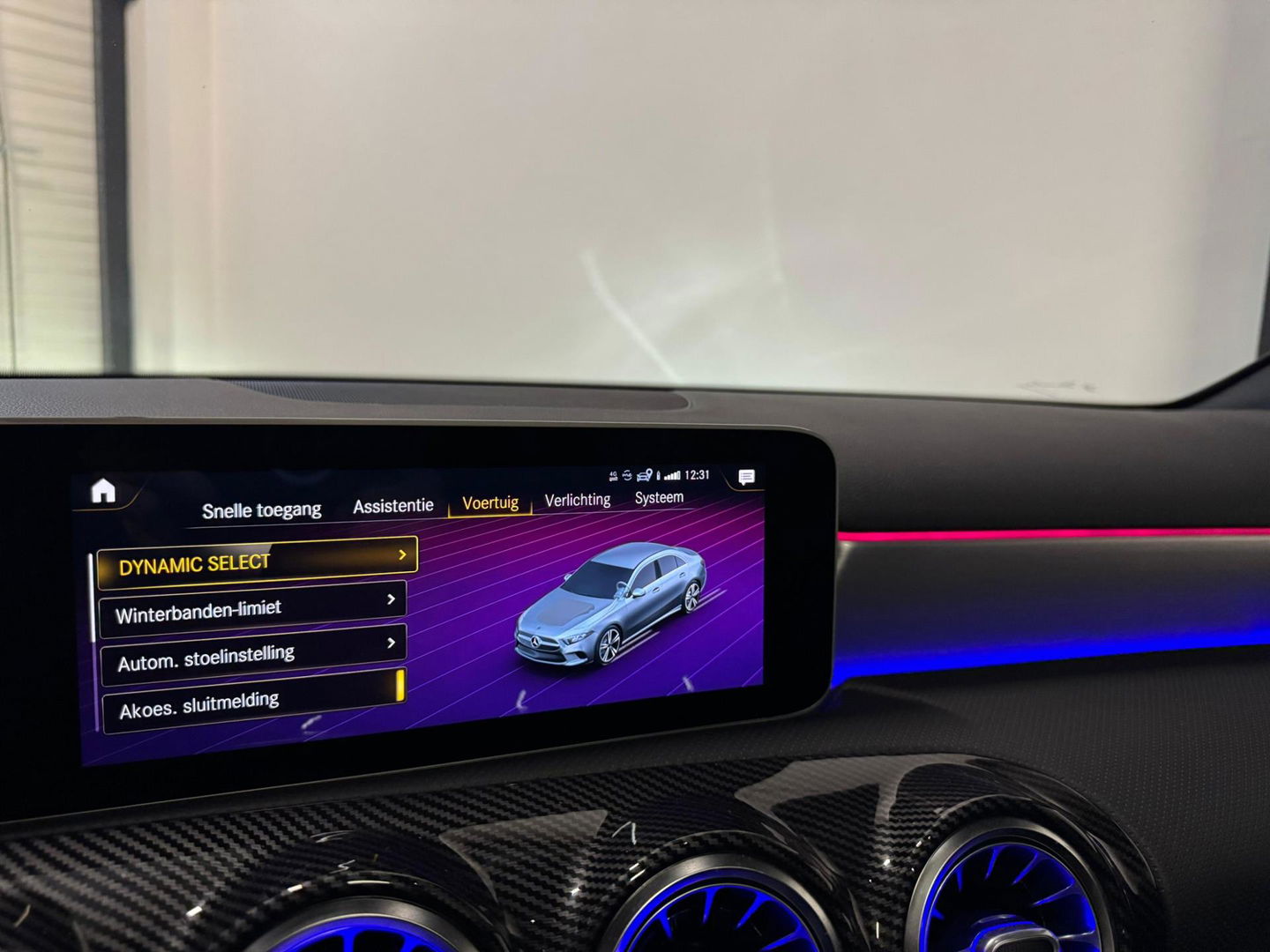 Mercedes-Benz A-Klasse 200 Premium PANO KEYLESS CAM