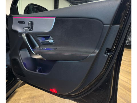 Mercedes-Benz A-Klasse 200 Premium PANO KEYLESS CAM