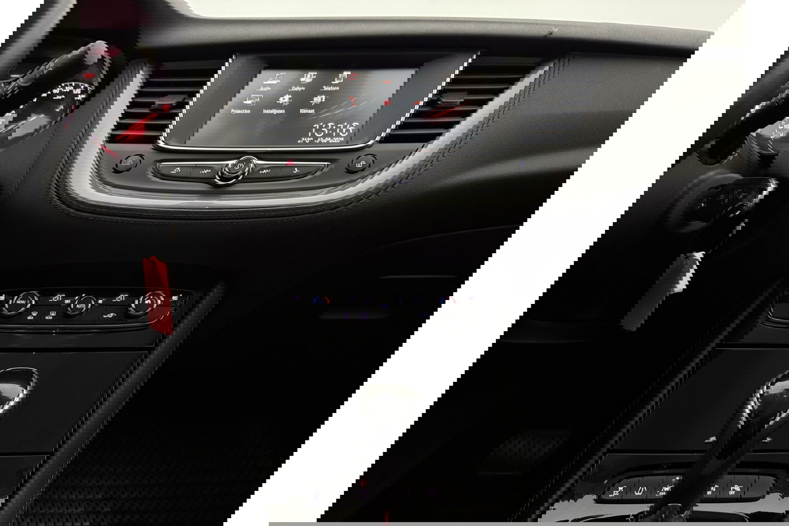 Opel Grandland X 1.2 Turbo Business Executive Clima Carplay LED Navi Cruise PDC 17"LMV Stoel/Stuurverwarming