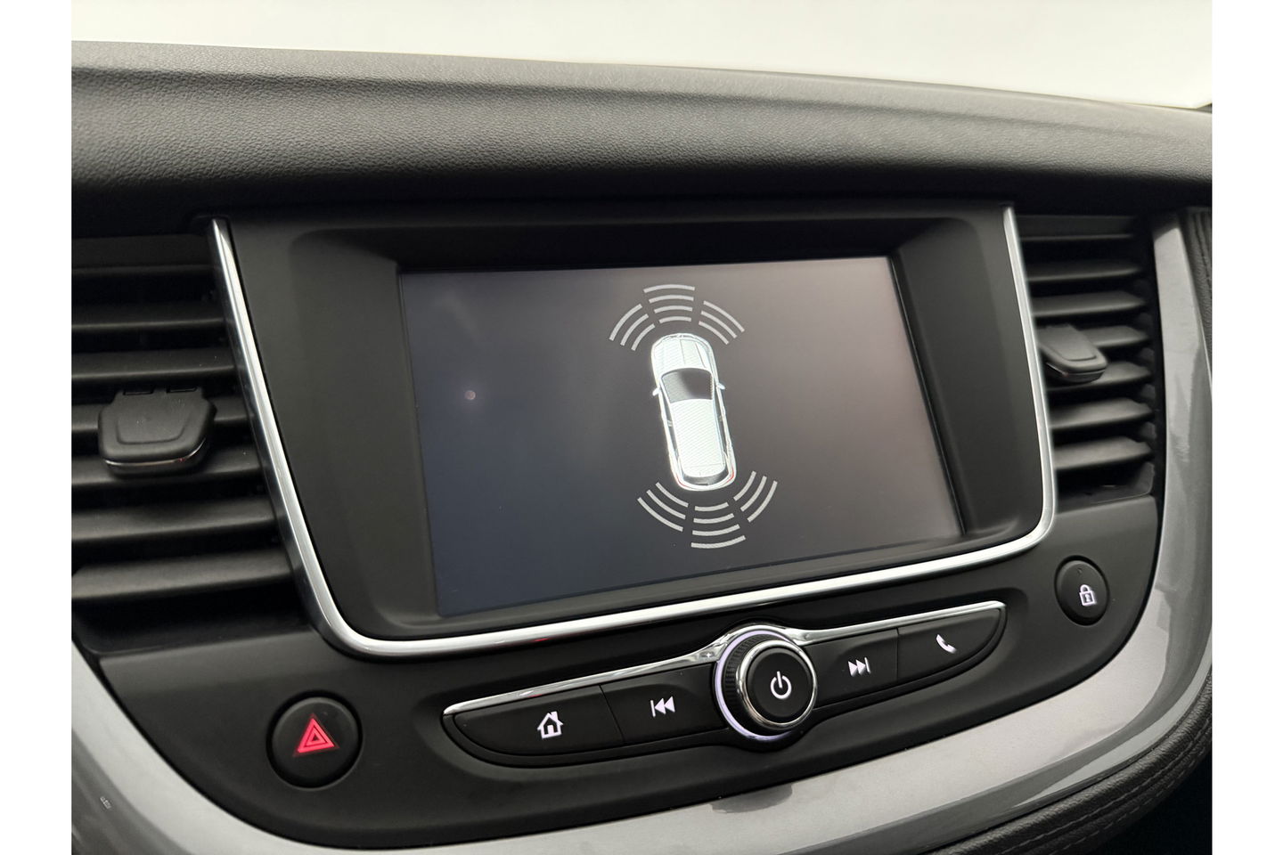 Opel Grandland X 1.2 Turbo Business Executive Clima Carplay LED Navi Cruise PDC 17"LMV Stoel/Stuurverwarming
