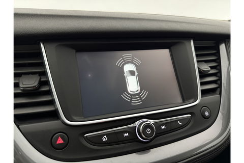 Opel Grandland X 1.2 Turbo Business Executive Clima Carplay LED Navi Cruise PDC 17"LMV Stoel/Stuurverwarming
