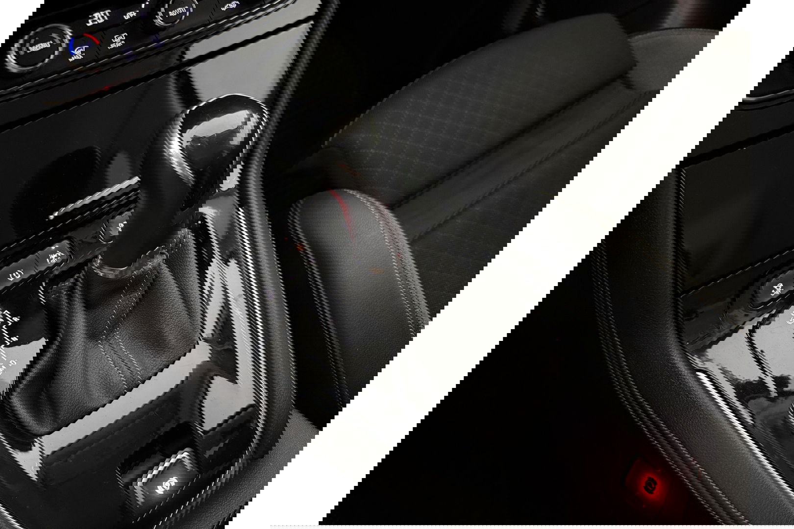 Opel Grandland X 1.2 Turbo Business Executive Clima Carplay LED Navi Cruise PDC 17"LMV Stoel/Stuurverwarming