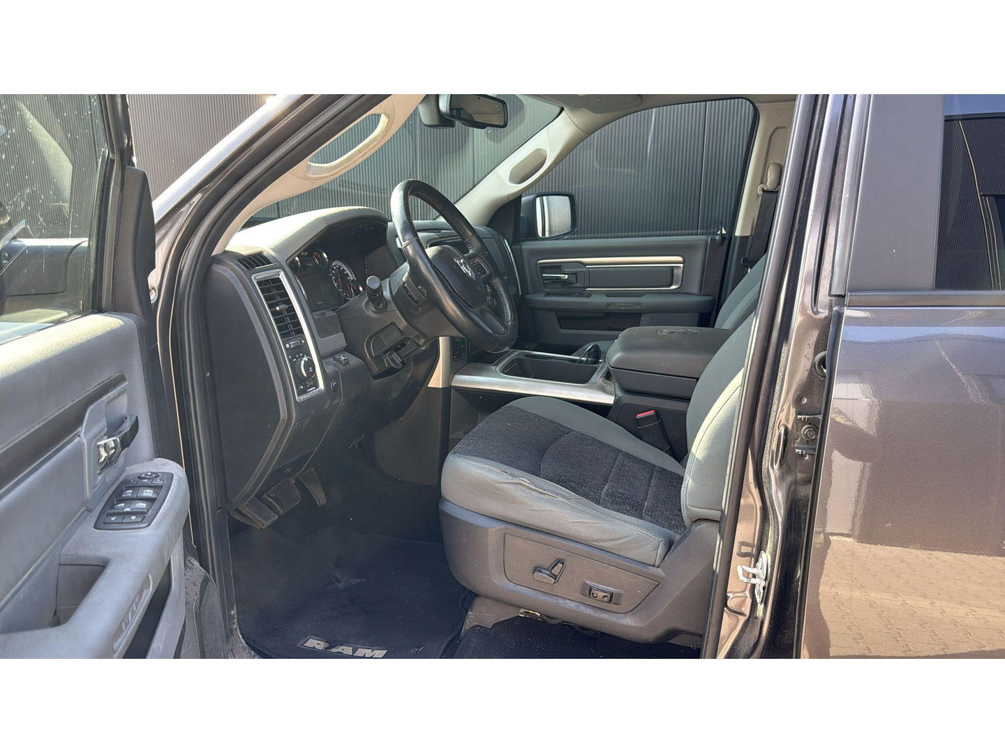 Dodge Ram 1500 5.7 V8 4x4 Crew Cab Big Horn 1e Eigenaar LPG