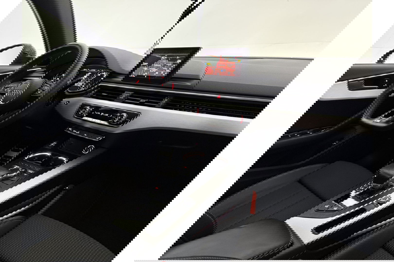 Audi A4 35 TFSI 150PK S-line Pano LED Camera Cruise Clima Navi PDC 18''LMV