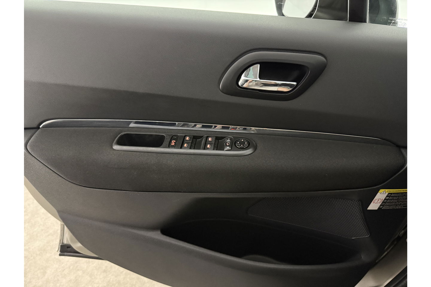 Peugeot 3008 1.6 THP ST | APK tot 03-2026 | 157PK Clima Cruise Trekhaak Navigatie PDC 17"LMV
