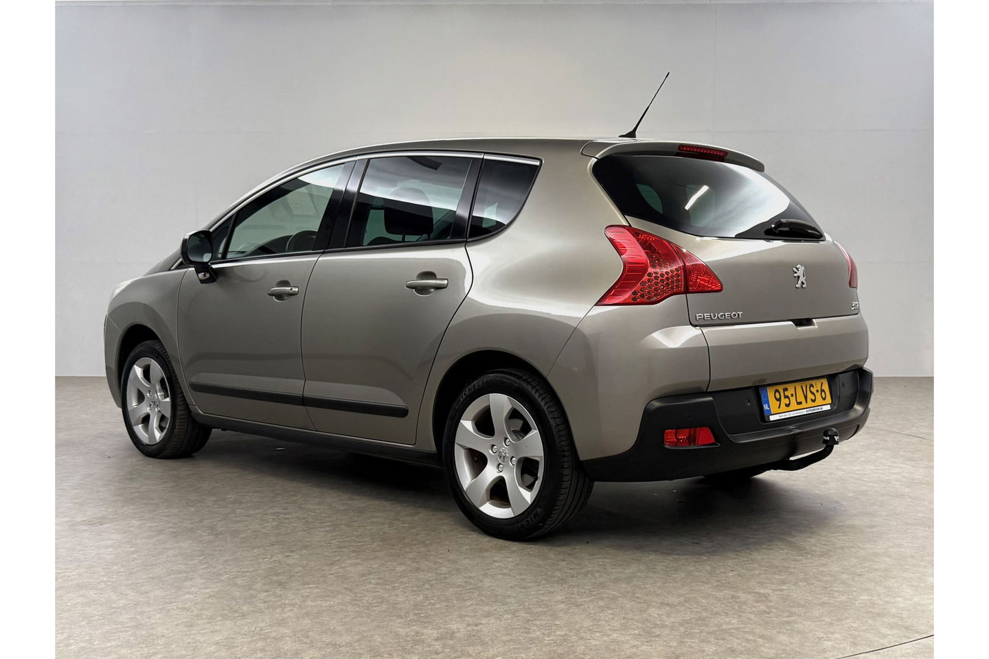 Peugeot 3008 1.6 THP ST | APK tot 03-2026 | 157PK Clima Cruise Trekhaak Navigatie PDC 17"LMV