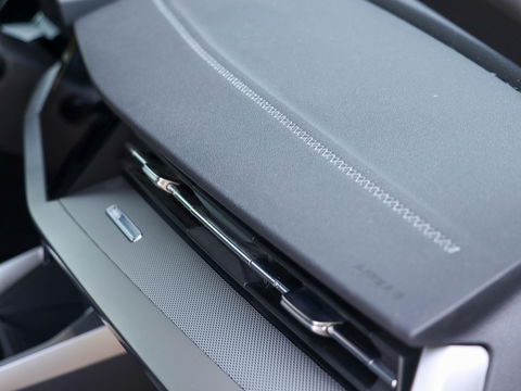 Audi A3 Sportback 30 TFSI S edition Aut. | 2x S Line | Matrix LED | Navigatie