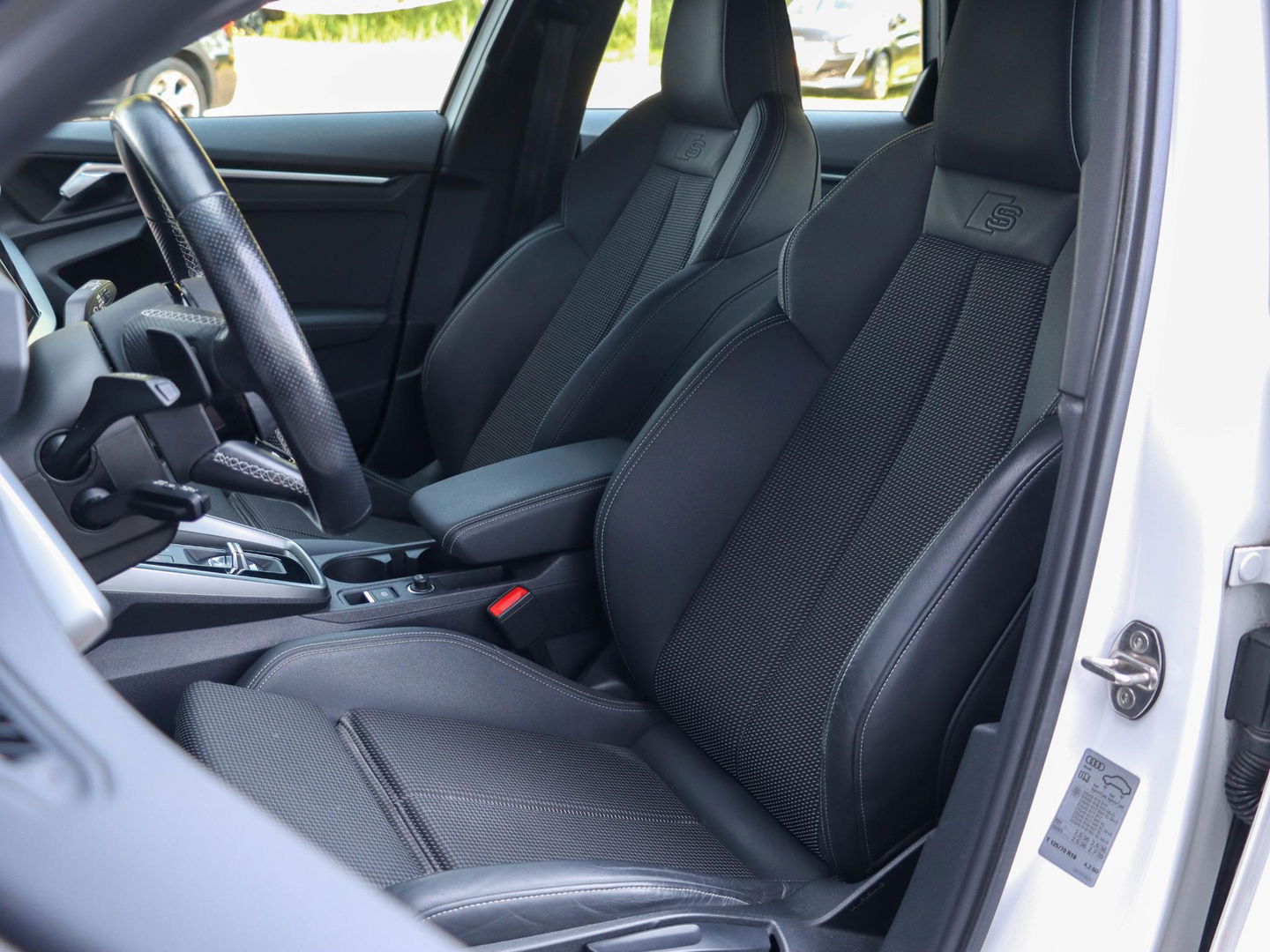 Audi A3 Sportback 30 TFSI S edition Aut. | 2x S Line | Matrix LED | Navigatie