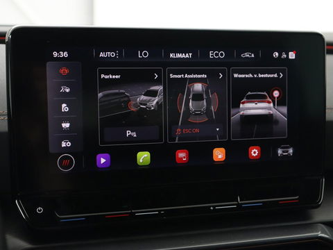 CUPRA Formentor 1.4 e-Hybrid | Carplay | Camera | Adaptive cruise | Stuurverwarming | Sportstoelen | Keyless | Sfeerverlichting | Full LED | PHEV | Plug In