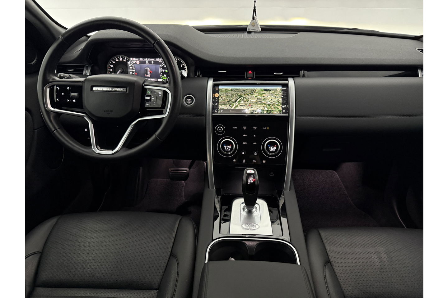 Land Rover Discovery P300e 1.5 R-Dynamic HSE 254PK Pano Memory ACC Camera Carplay Clima Leder LED Trekhaak Virtual Navi PDC 20"LMV