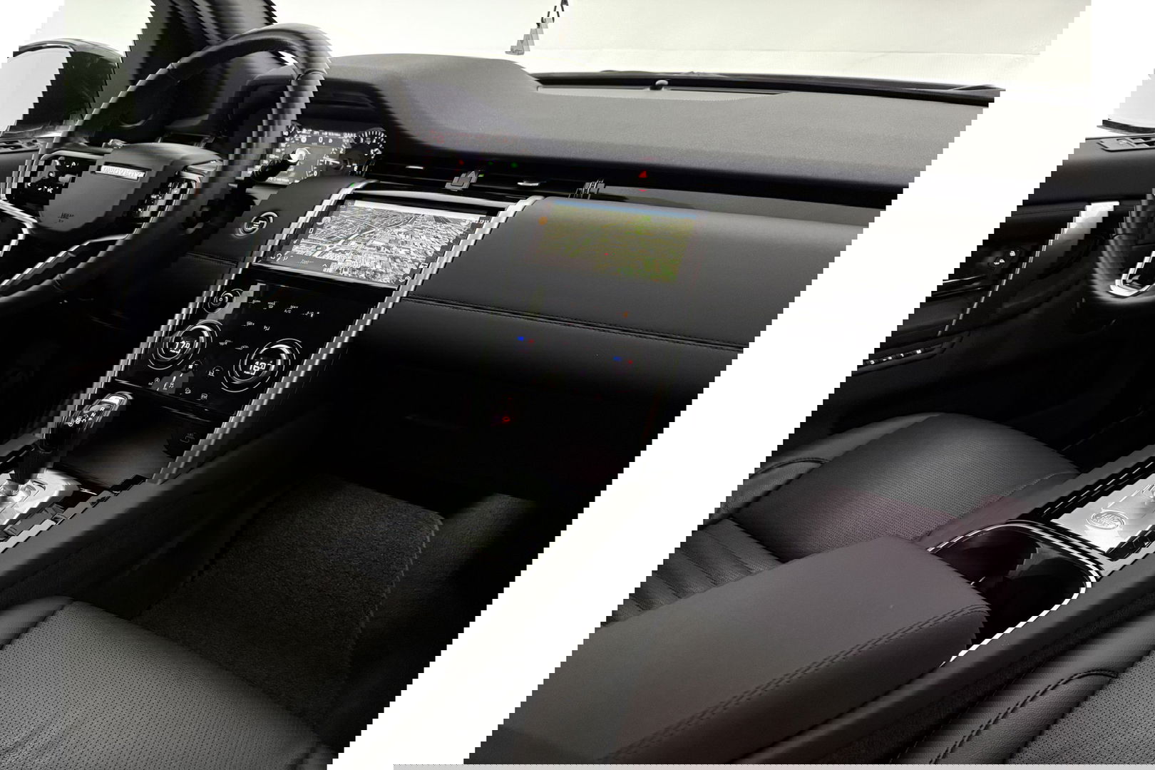 Land Rover Discovery P300e 1.5 R-Dynamic HSE 254PK Pano Memory ACC Camera Carplay Clima Leder LED Trekhaak Virtual Navi PDC 20"LMV