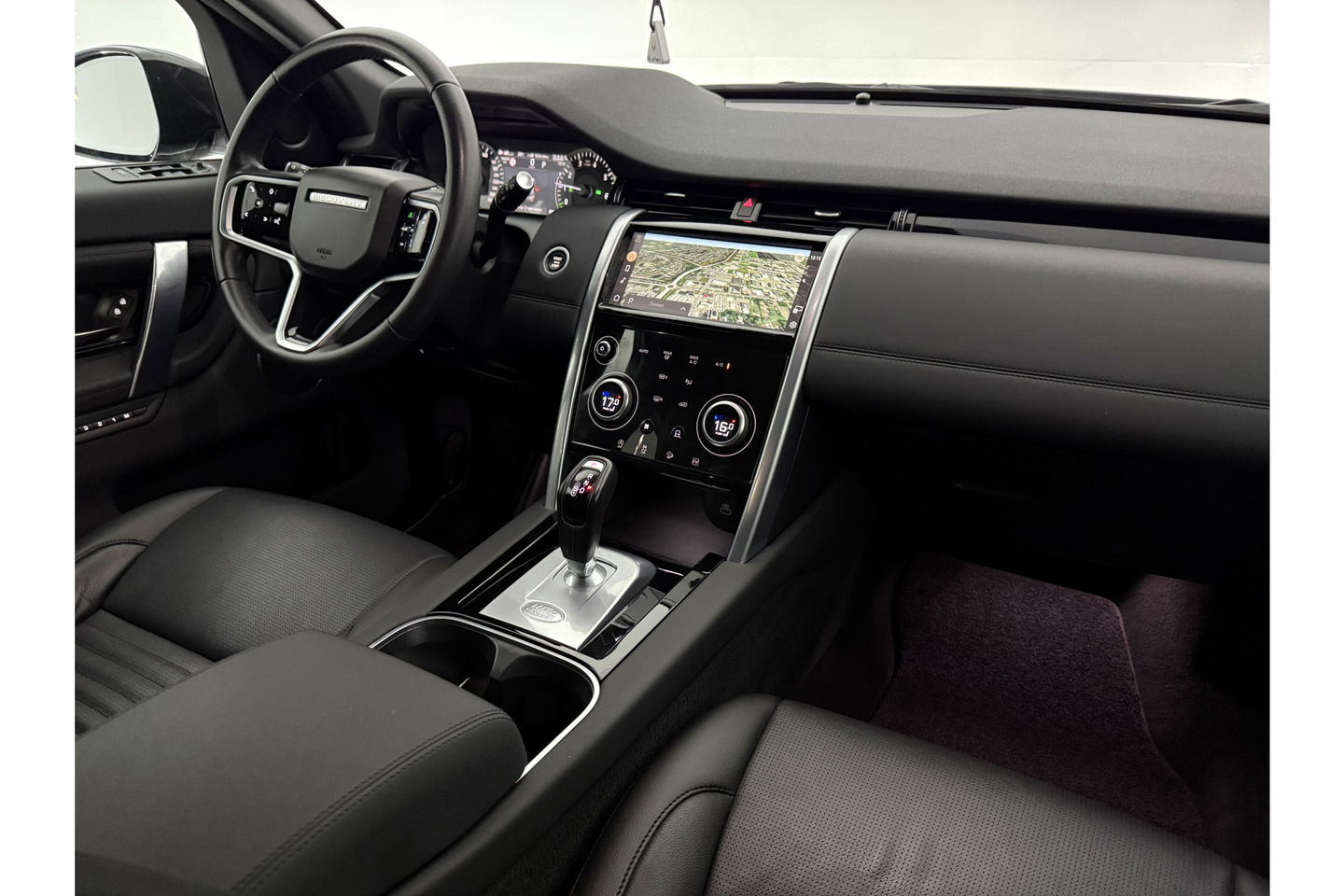 Land Rover Discovery P300e 1.5 R-Dynamic HSE 254PK Pano Memory ACC Camera Carplay Clima Leder LED Trekhaak Virtual Navi PDC 20"LMV