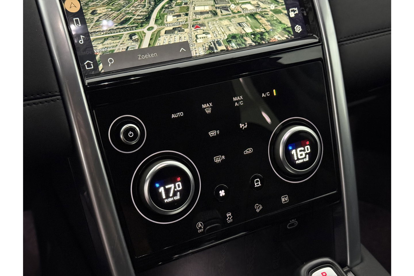 Land Rover Discovery P300e 1.5 R-Dynamic HSE 254PK Pano Memory ACC Camera Carplay Clima Leder LED Trekhaak Virtual Navi PDC 20"LMV
