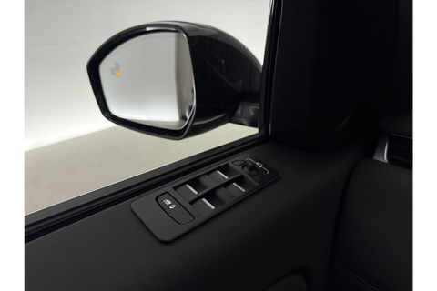 Land Rover Discovery P300e 1.5 R-Dynamic HSE 254PK Pano Memory ACC Camera Carplay Clima Leder LED Trekhaak Virtual Navi PDC 20"LMV
