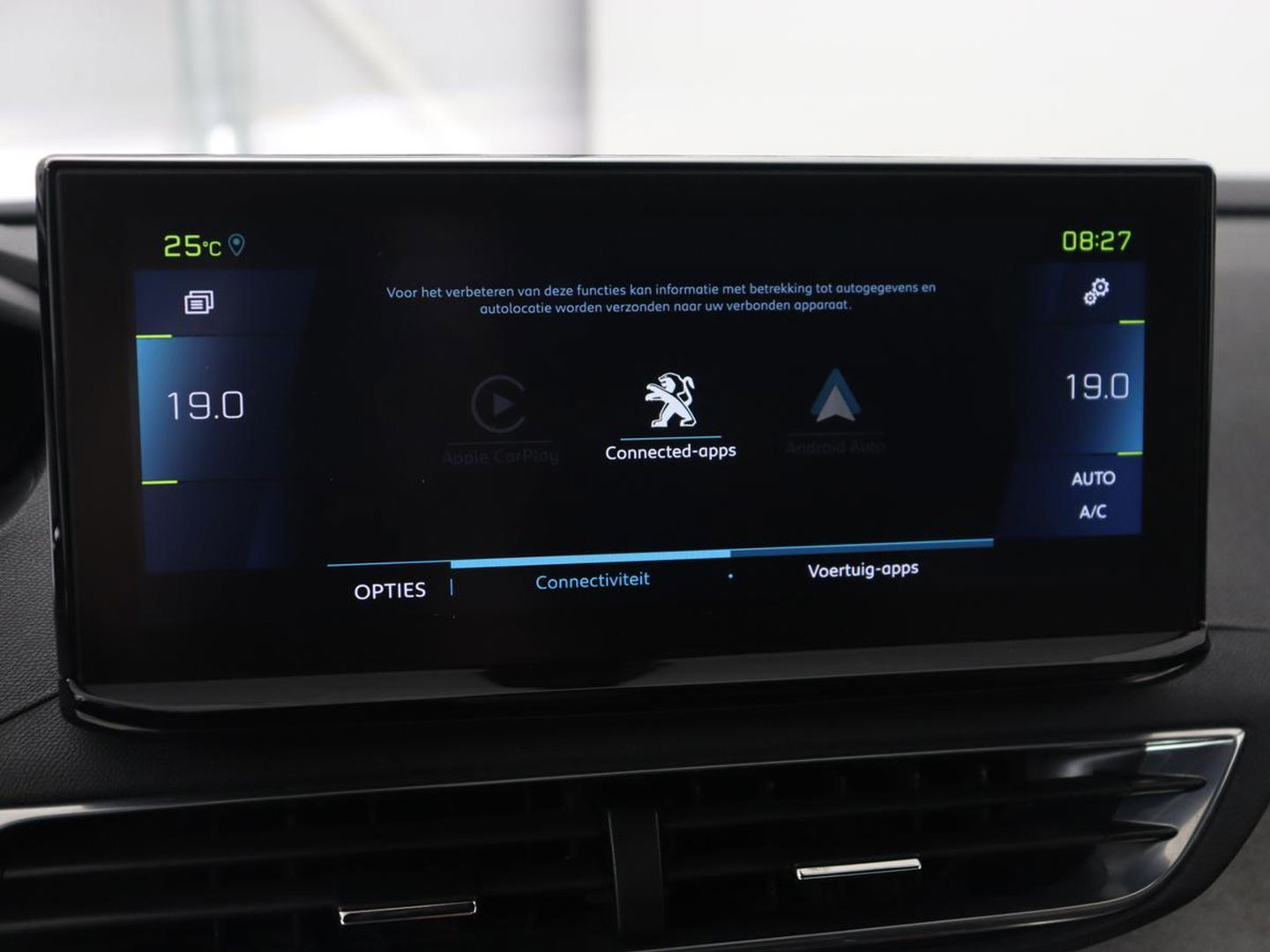 Peugeot 3008 1.6 HYbrid 225 GT | Panoramadak | Trekhaak | Stoelverwarming | Adaptive cruise | Camera | Leder/Alcantara | Focal Sound | Navigatie | Keyless | Full LED | PHEV | Plug In