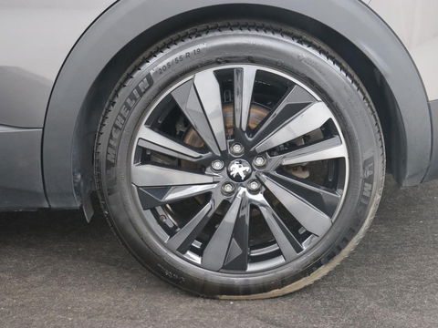 Peugeot 3008 1.6 HYbrid 225 GT | Panoramadak | Trekhaak | Stoelverwarming | Adaptive cruise | Camera | Leder/Alcantara | Focal Sound | Navigatie | Keyless | Full LED | PHEV | Plug In