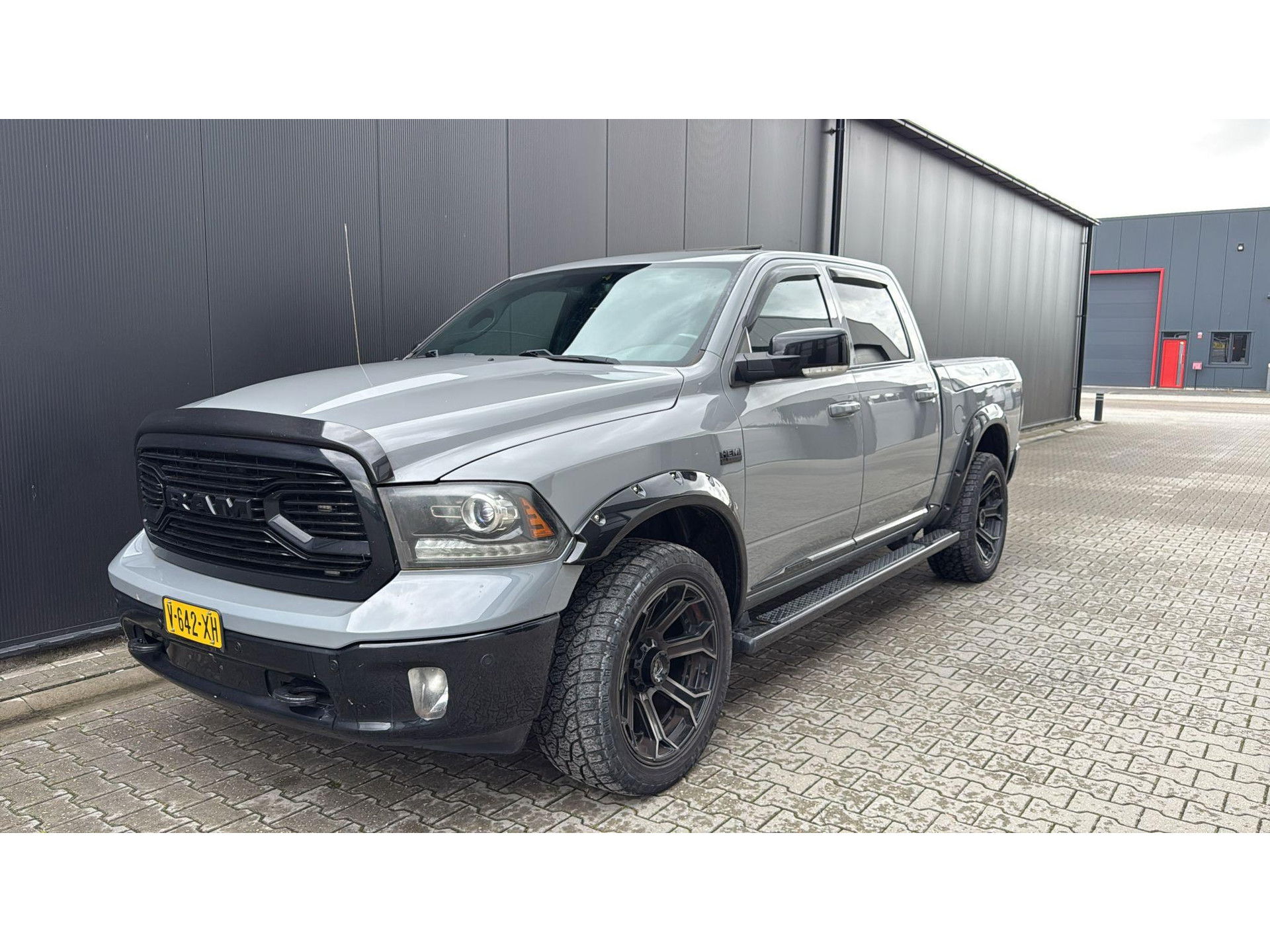 Dodge Ram 1500 5.7 V8 4x4 Crew Cab 5'7 Limited