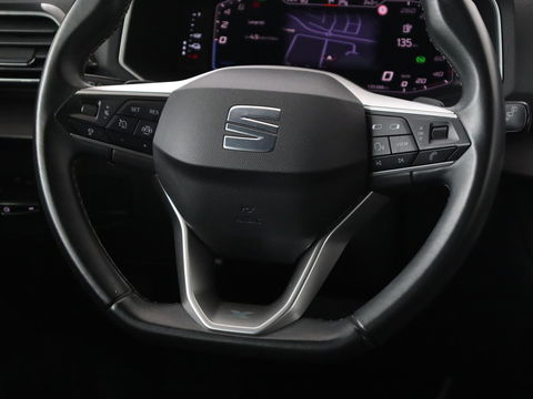 SEAT Tarraco 1.4 TSI e-Hybrid PHEV Xcellence | Trekhaak | Stoelverwarming | Adaptive cruise | Carplay | Camera | Navigatie | Keyless | Achterbankverwarming | Plug In