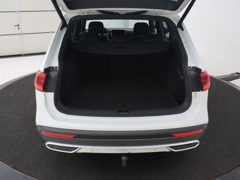 SEAT Tarraco 1.4 TSI e-Hybrid PHEV Xcellence | Trekhaak | Stoelverwarming | Adaptive cruise | Carplay | Camera | Navigatie | Keyless | Achterbankverwarming | Plug In