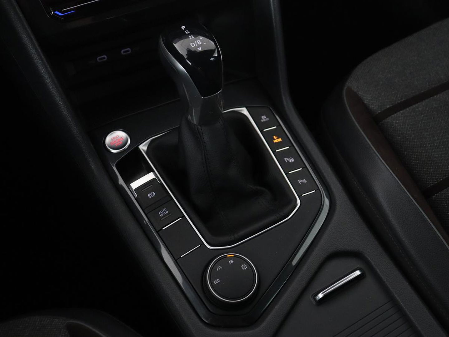 SEAT Tarraco 1.4 TSI e-Hybrid PHEV Xcellence | Trekhaak | Stoelverwarming | Adaptive cruise | Carplay | Camera | Navigatie | Keyless | Achterbankverwarming | Plug In