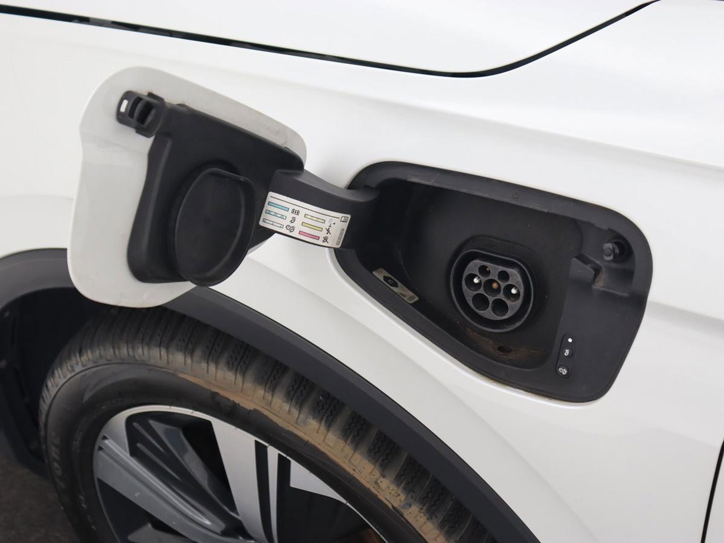SEAT Tarraco 1.4 TSI e-Hybrid PHEV Xcellence | Trekhaak | Stoelverwarming | Adaptive cruise | Carplay | Camera | Navigatie | Keyless | Achterbankverwarming | Plug In