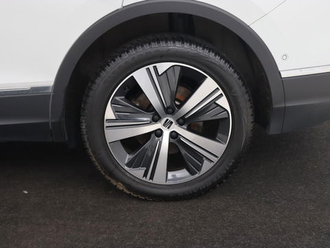 SEAT Tarraco 1.4 TSI e-Hybrid PHEV Xcellence | Trekhaak | Stoelverwarming | Adaptive cruise | Carplay | Camera | Navigatie | Keyless | Achterbankverwarming | Plug In