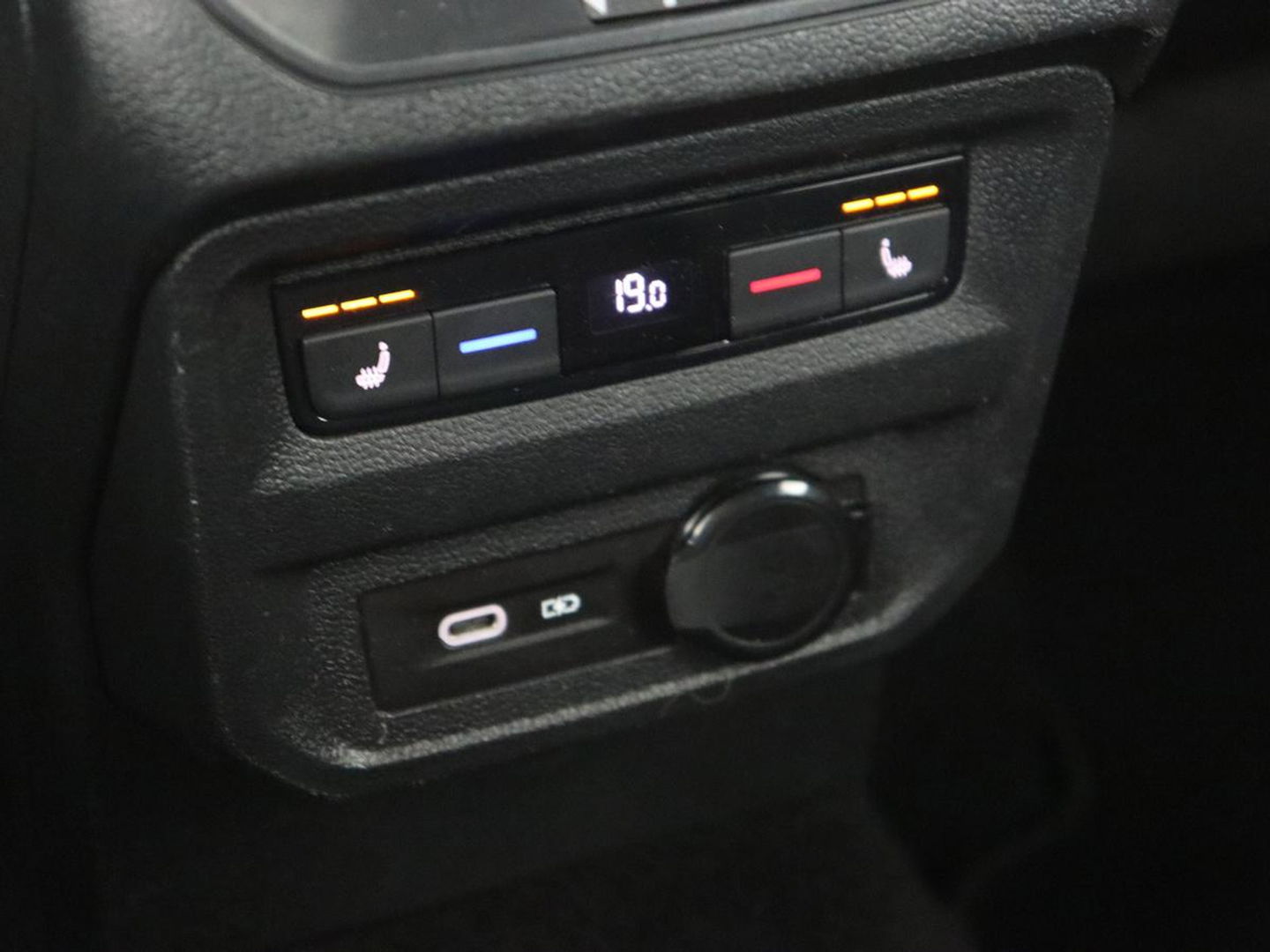 SEAT Tarraco 1.4 TSI e-Hybrid PHEV Xcellence | Trekhaak | Stoelverwarming | Adaptive cruise | Carplay | Camera | Navigatie | Keyless | Achterbankverwarming | Plug In