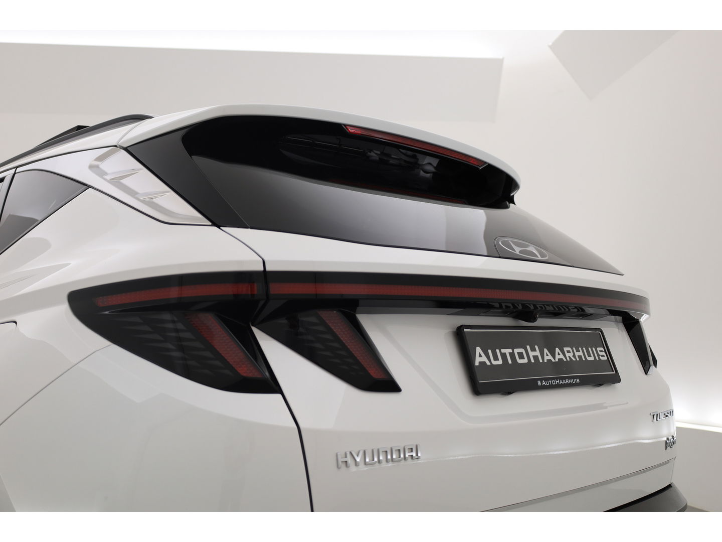 Hyundai Tucson 1.6 T-GDI PHEV 4WD | pano dak | Adapt. Cruise | elec. achterklep | Camera