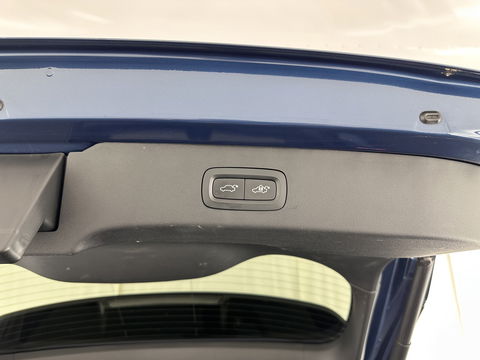 Lynk & Co 01 1.5 (INCL.BTW) Aut. *PANO | FULL-LED | ADAPTIVE-CRUISE | BLIND-SPOT | MEMORY-PACK | DIGI-COCKPIT | SPORTSEATS | CAMERA | KEYLESS | DAB+ | NAVI-FULLMAP | ECC | PDC | 20''ALU*