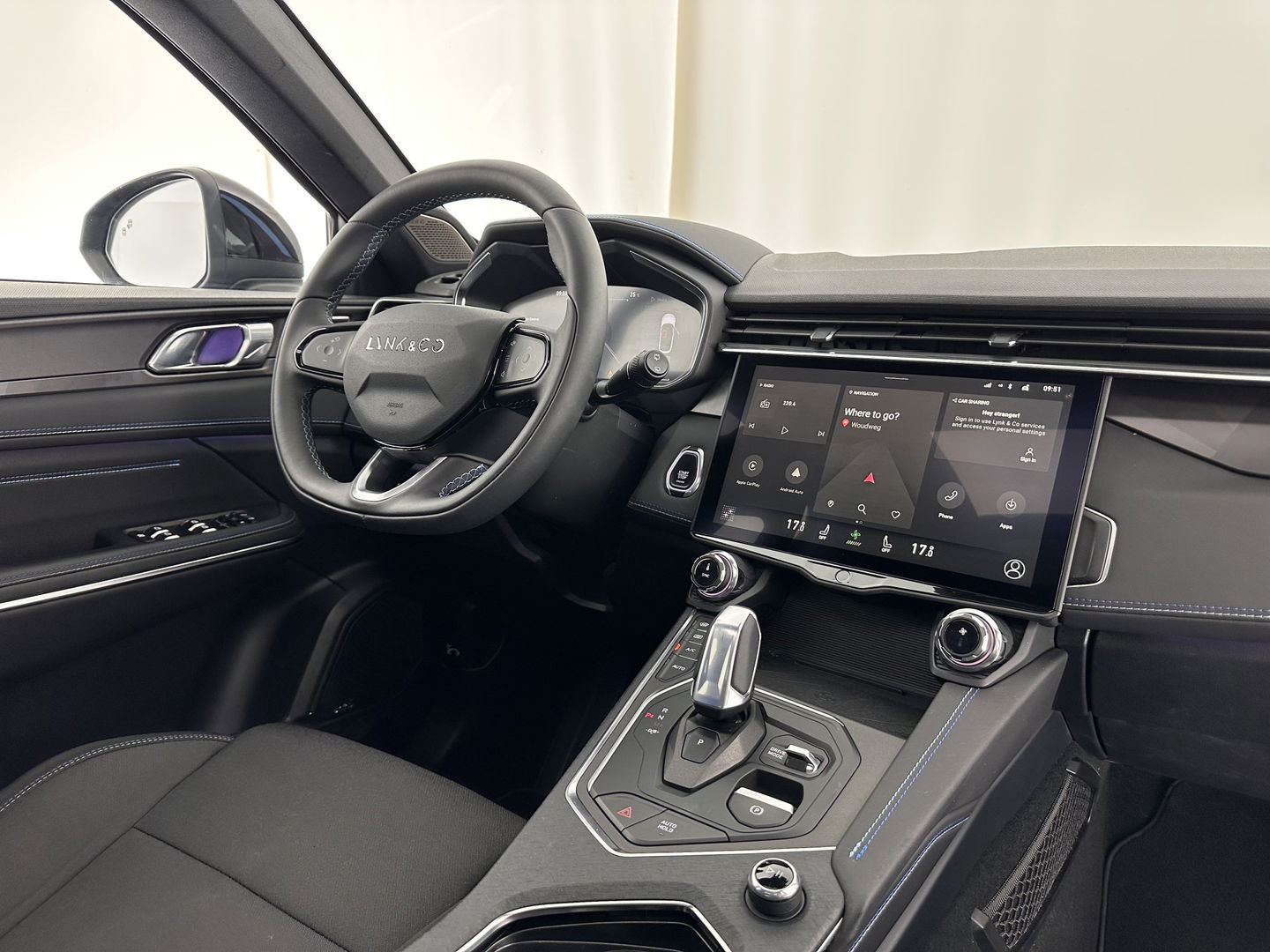 Lynk & Co 01 1.5 (INCL.BTW) Aut. *PANO | FULL-LED | ADAPTIVE-CRUISE | BLIND-SPOT | MEMORY-PACK | DIGI-COCKPIT | SPORTSEATS | CAMERA | KEYLESS | DAB+ | NAVI-FULLMAP | ECC | PDC | 20''ALU*