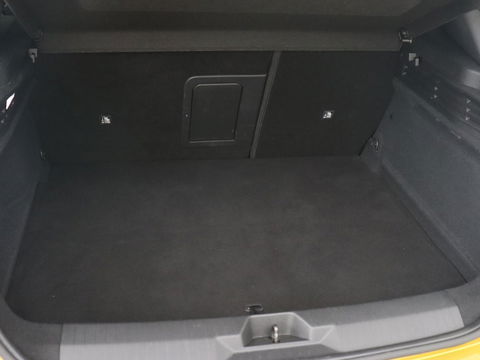 Opel Astra 1.6 Turbo Plug In Hybrid Ultimate | Panoramadak | Head-Up | 360 Camera | Stoel & stuurverwarming | Carplay | Adaptive cruise | AG Stoel | Carplay | 18'' lichtmetalen velgen | PHEV