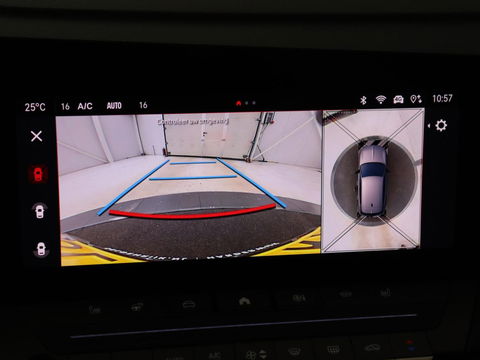 Opel Astra 1.6 Turbo Plug In Hybrid Ultimate | Panoramadak | Head-Up | 360 Camera | Stoel & stuurverwarming | Carplay | Adaptive cruise | AG Stoel | Carplay | 18'' lichtmetalen velgen | PHEV