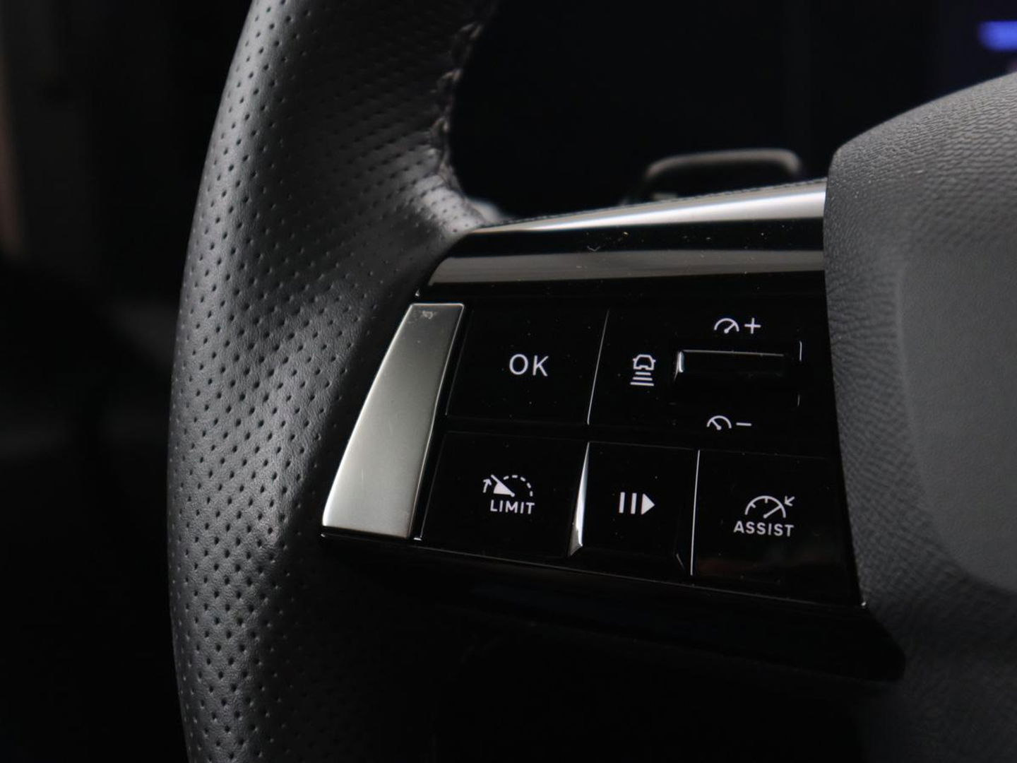 Opel Astra 1.6 Turbo Plug In Hybrid Ultimate | Panoramadak | Head-Up | 360 Camera | Stoel & stuurverwarming | Carplay | Adaptive cruise | AG Stoel | Carplay | 18'' lichtmetalen velgen | PHEV