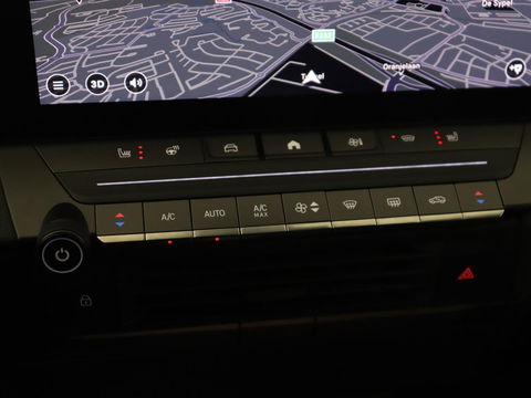Opel Astra 1.6 Turbo Plug In Hybrid Ultimate | Panoramadak | Head-Up | 360 Camera | Stoel & stuurverwarming | Carplay | Adaptive cruise | AG Stoel | Carplay | 18'' lichtmetalen velgen | PHEV