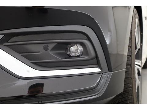 Volvo V60 2.0 T4 Inscription | Navi | Pilot Assist | Blis | Stoelverw. | Leder | 19'' |
