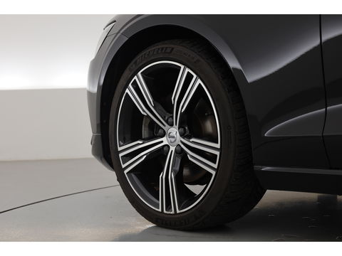 Volvo V60 2.0 T4 Inscription | Navi | Pilot Assist | Blis | Stoelverw. | Leder | 19'' |