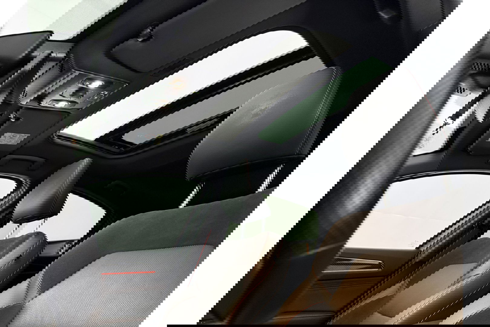 Renault Arkana 1.6 E-Tech Hybrid R.S. Line 360 Camera Pano ACC Virtual Carplay Cruise Clima LED Navi PDC 18"LMV